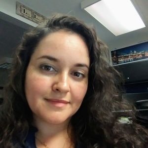 Meet your Posher, Carla